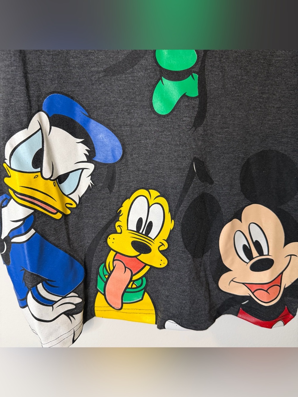 Disney Mickey Goofy Donald Pluto Girls Boys Size 8 Gray All Over Graphic Tee - Picture 4 of 5
